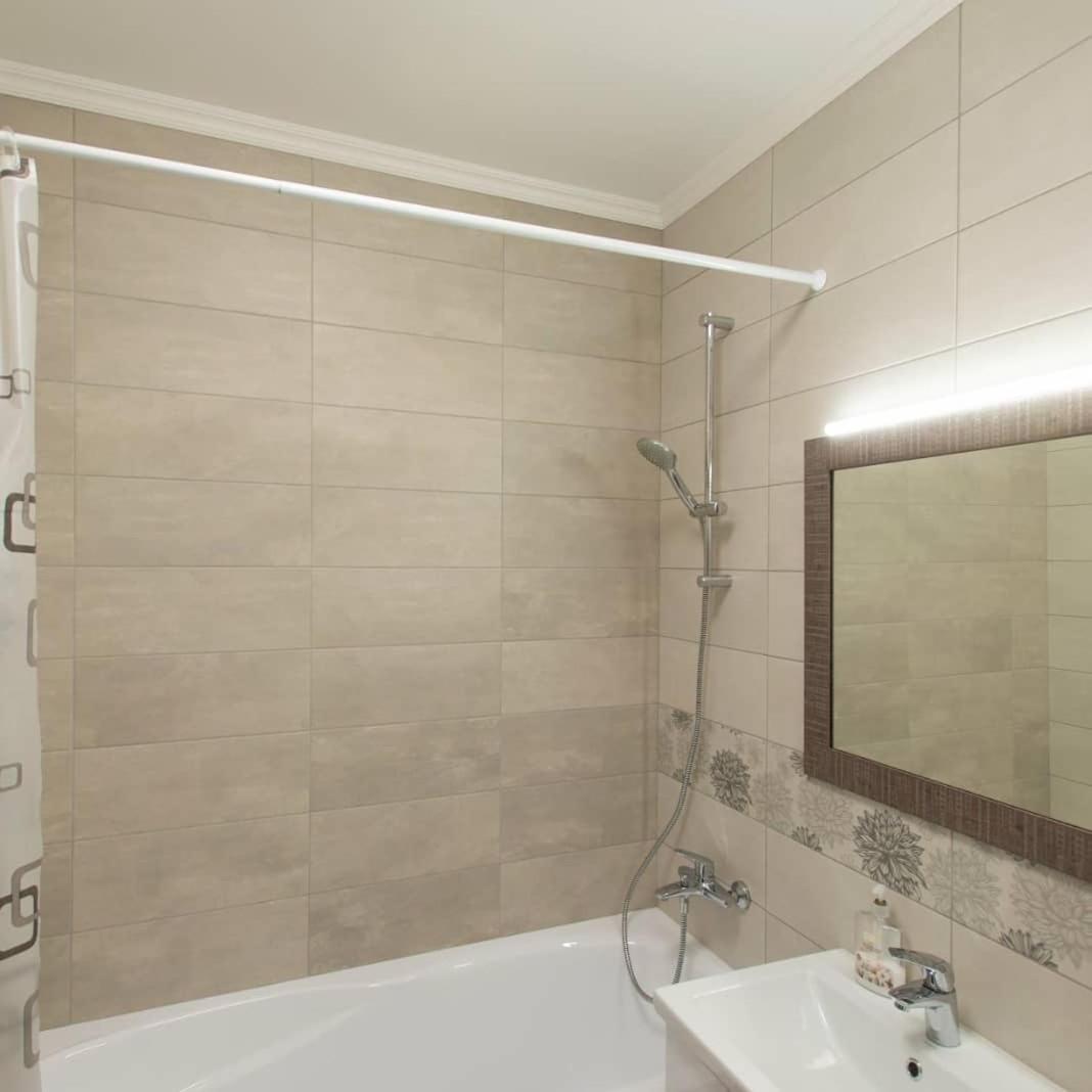 Vip Avalon City Lviv Exterior photo